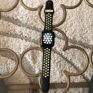 Apple Watch Nike series 2 waterproof